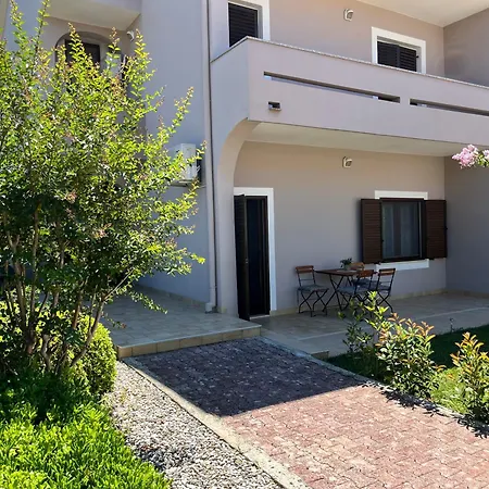 Apartament Lina *