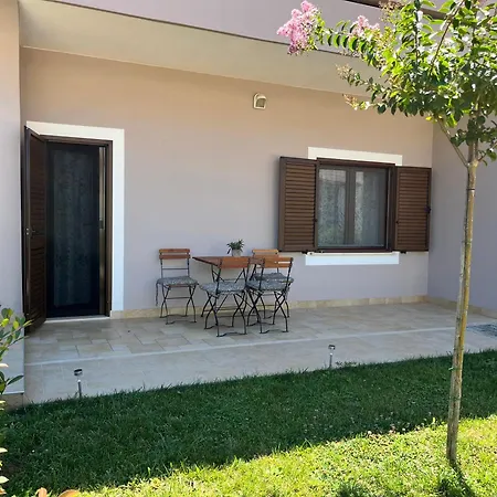 Lina Apartament *